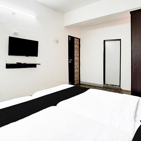 Super Hotel O Deluxe United Corporate Home Navi Mumbai Exteriör bild